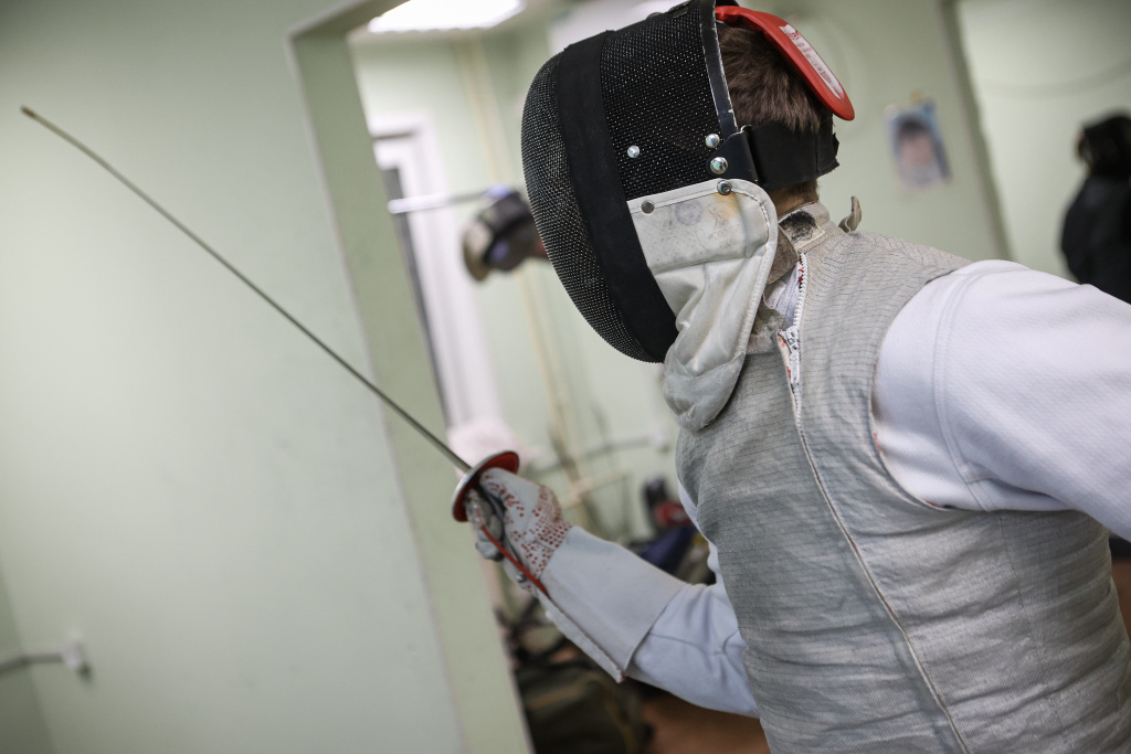 Новосибирские фехтовальщики привезли 21 медаль с чемпионата РФ