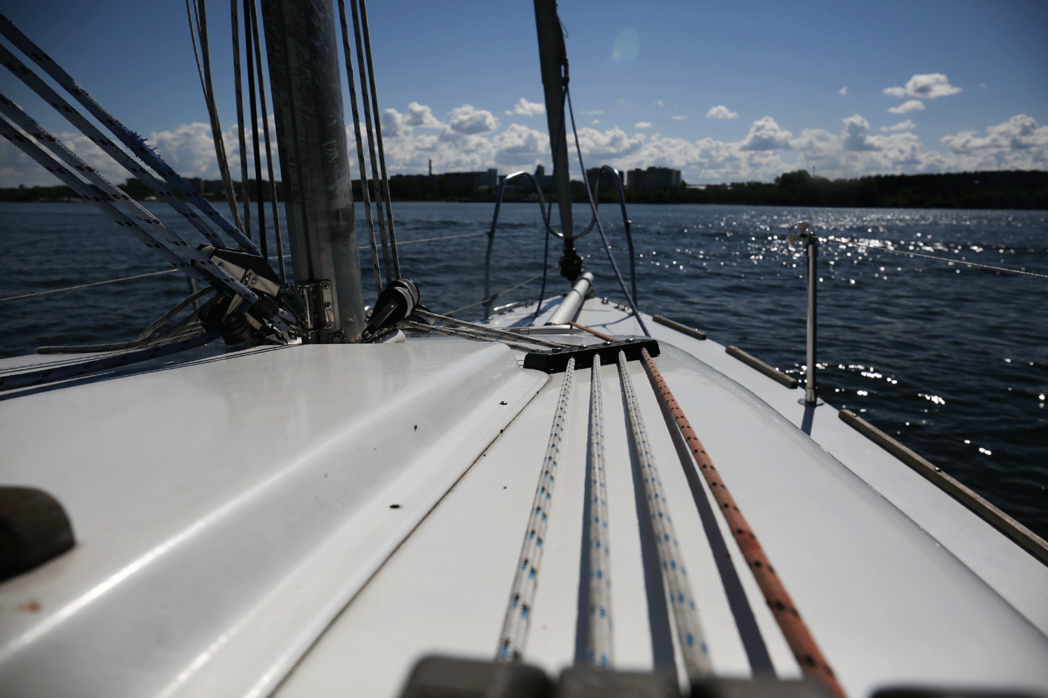 Яхт-клуб оштрафовали за нелегальный причал на Новосибирском водохранилище