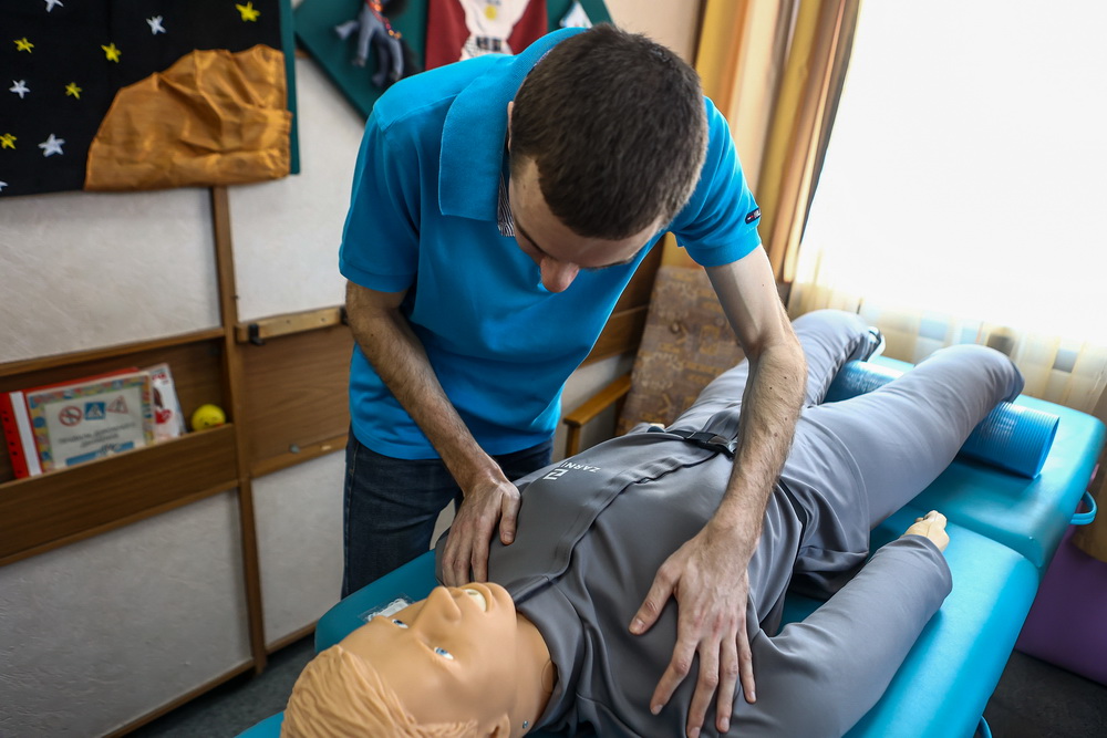 Как научиться правильно оказывать первую помощь