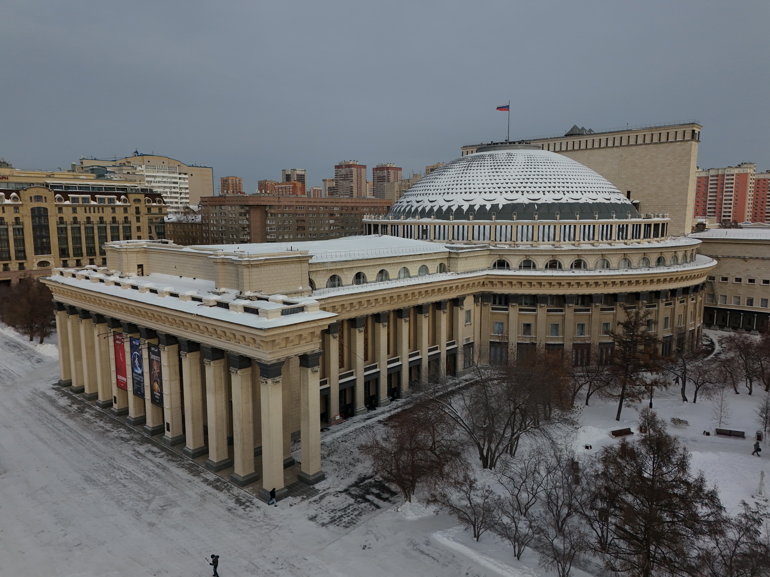 «Держим марку»: новосибирцы рассказали, как часто ходят в театры и музеи