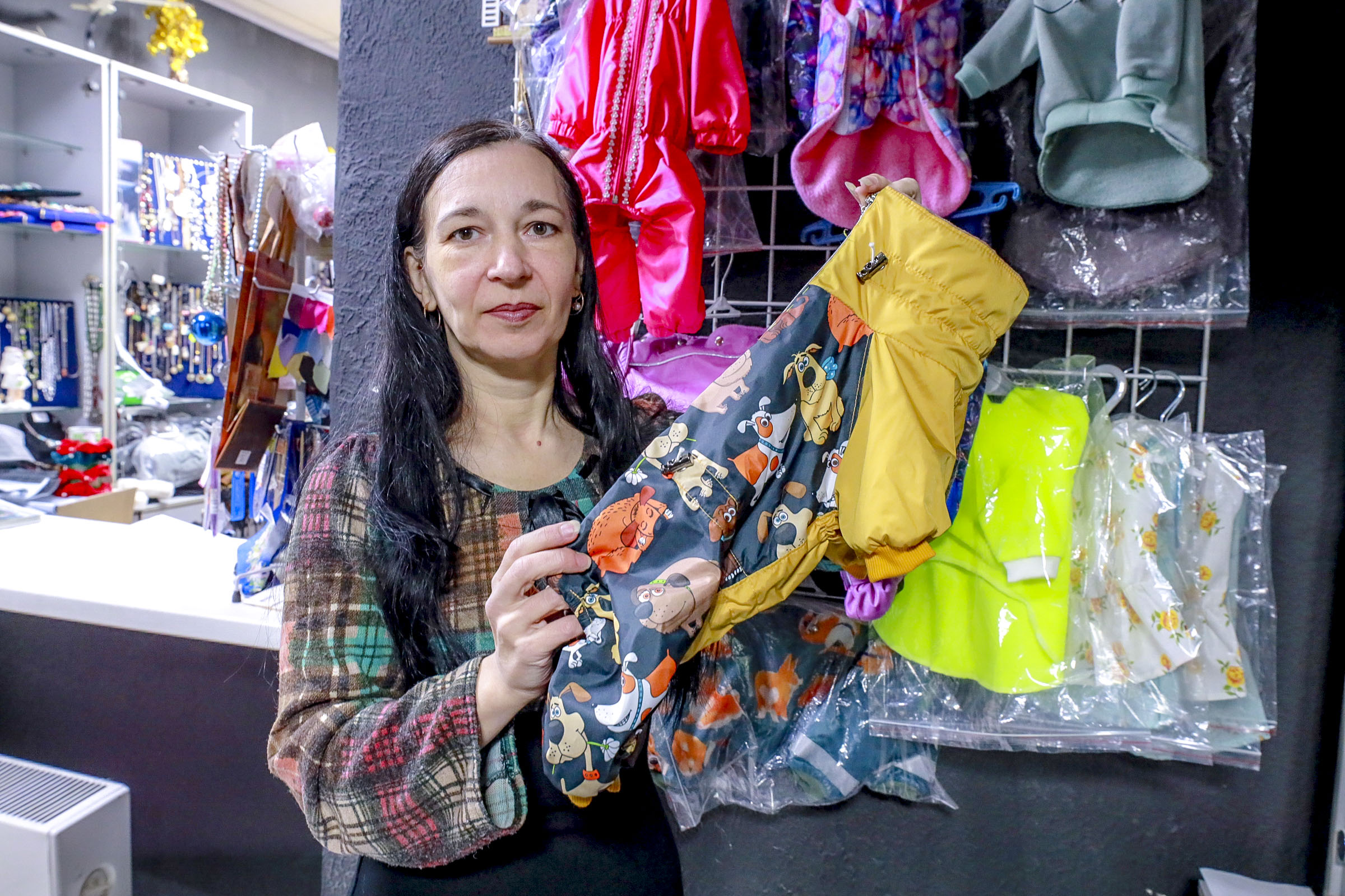 Модники с хвостами: как швея из Новосибирска одевает собак со всей страны