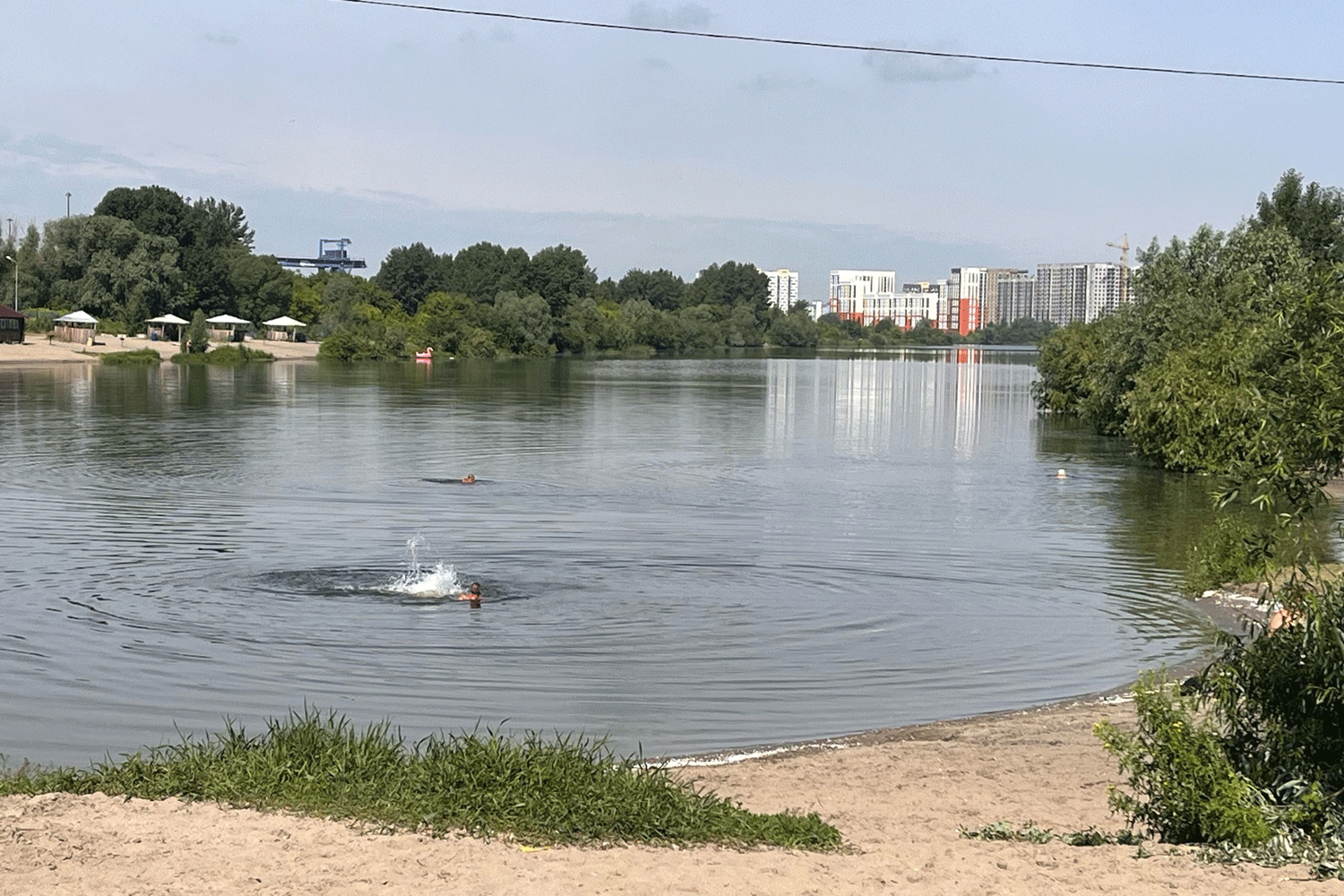 Пятеро новосибирцев получили тяжёлые травмы после прыжка в воду