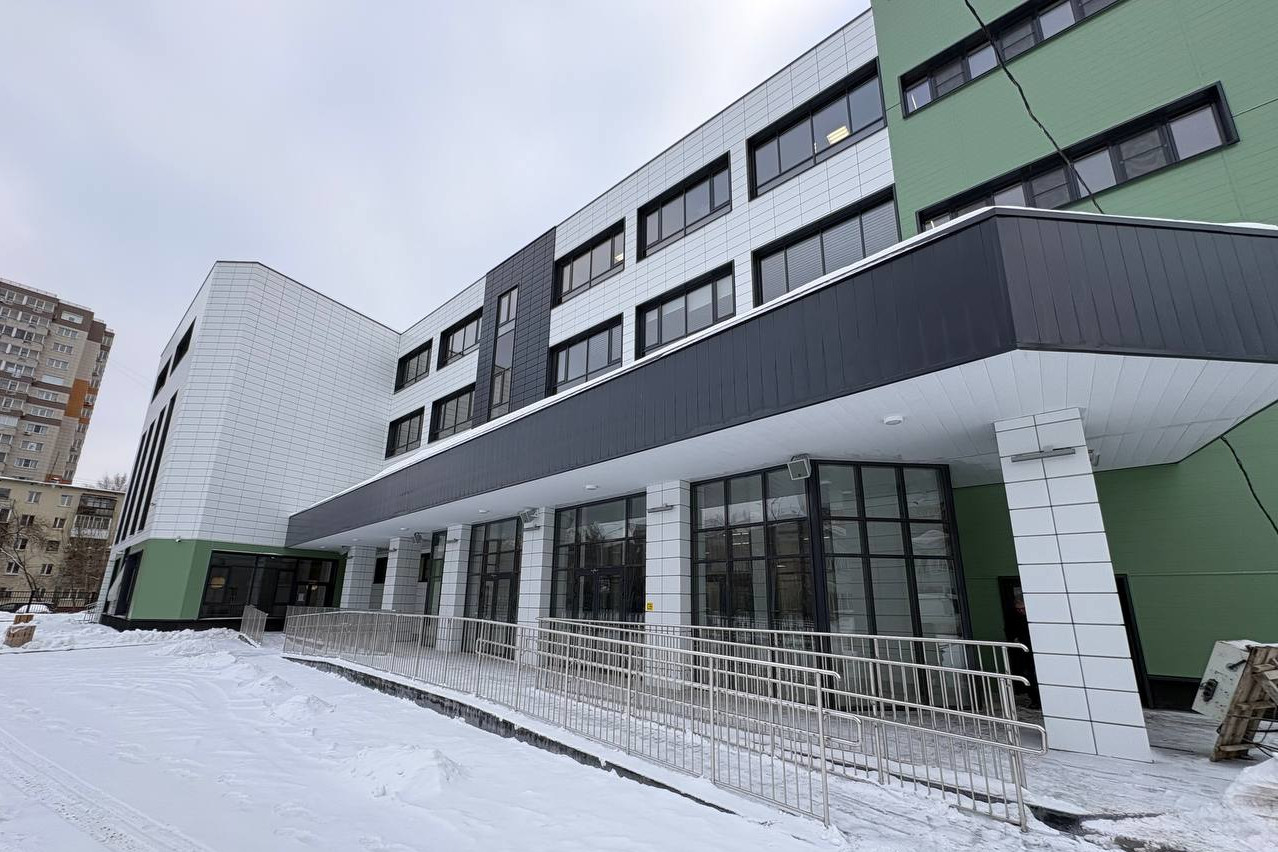 «Самая современная»: мэр Кудрявцев о пристройке экономического лицея