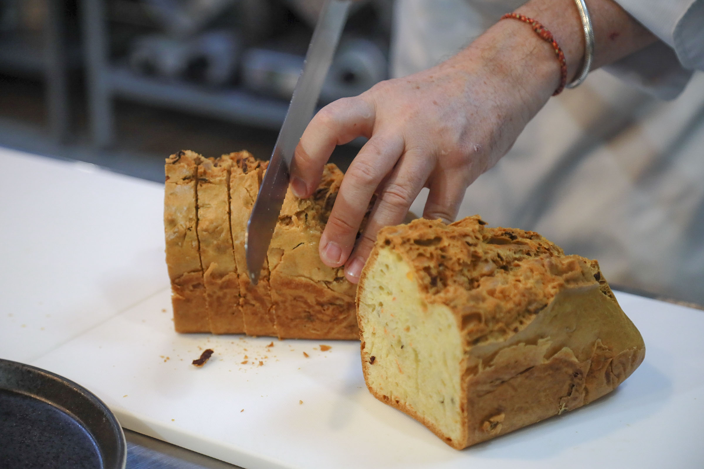 Бездрожжевого хлеба не существует: учёный НГТУ развенчала популярный миф