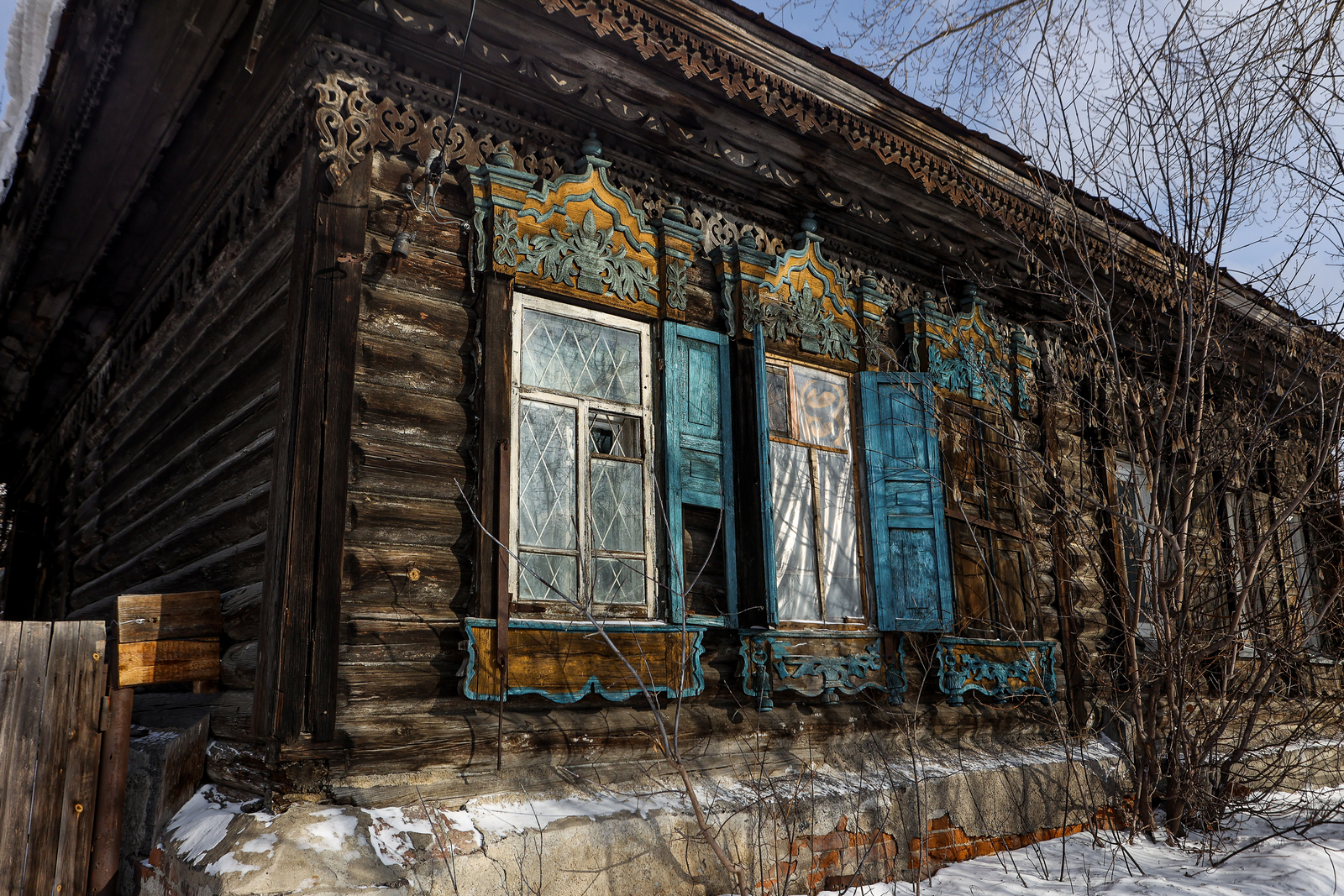 В Новосибирске 100-летний дом на Инской временно защитили от сноса