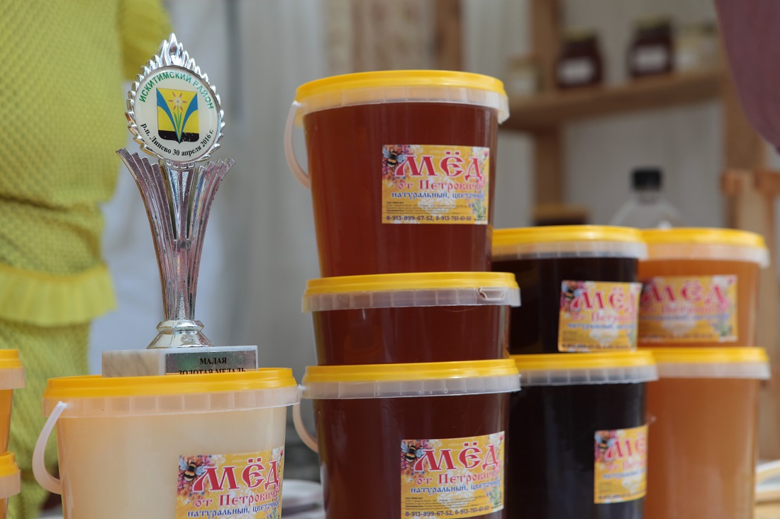 Где найти настоящий мёд и как определить подделку — рассказали пчеловоды