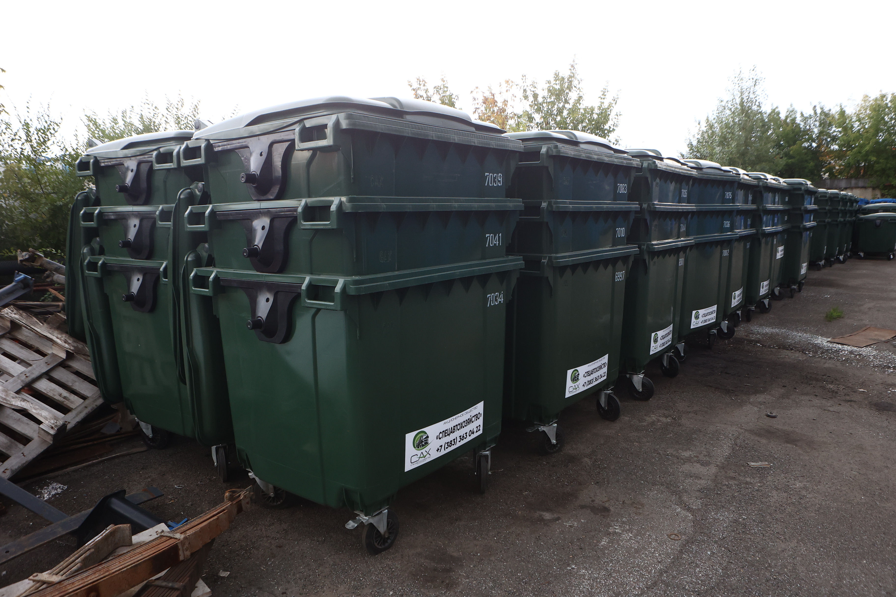 Мусорные контейнеры изготовят в новосибирских колониях