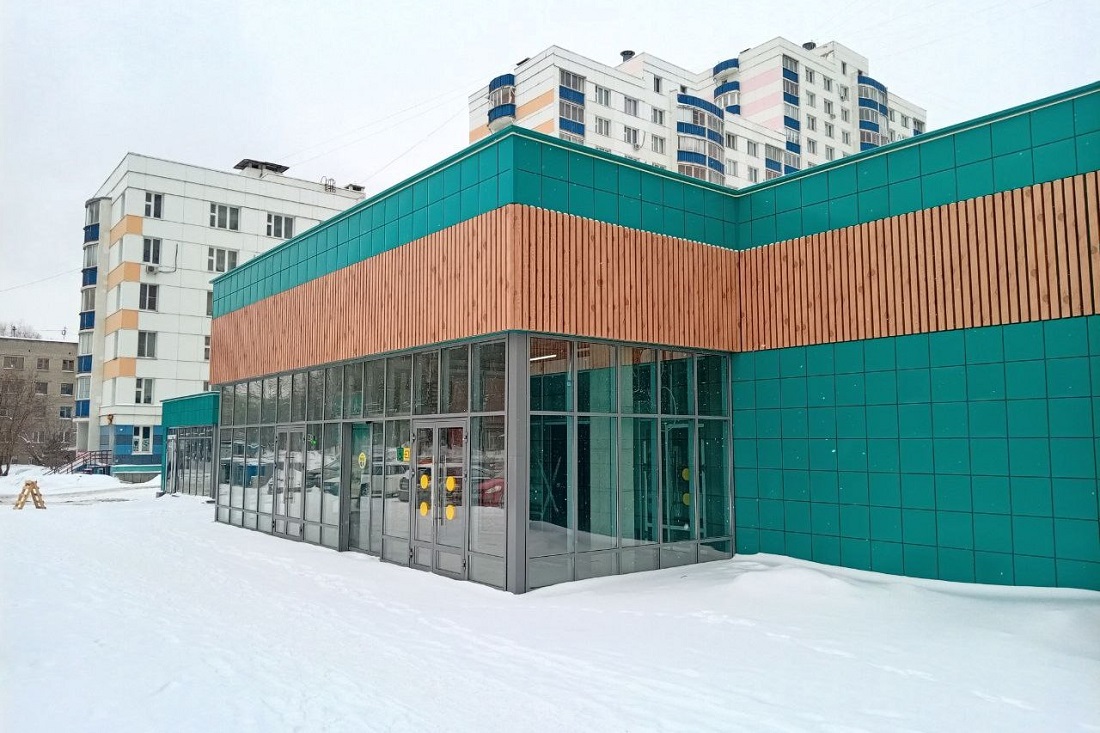 В Новосибирске ввели в эксплуатацию 18-летний ТЦ-долгострой на Горском