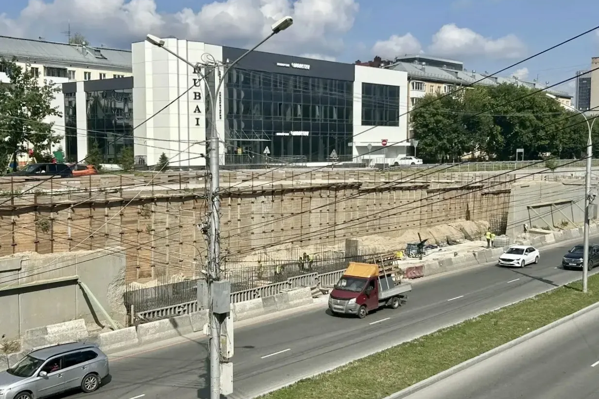На Ипподромской отремонтируют подпорную стену и дорогу — мэр Кудрявцев
