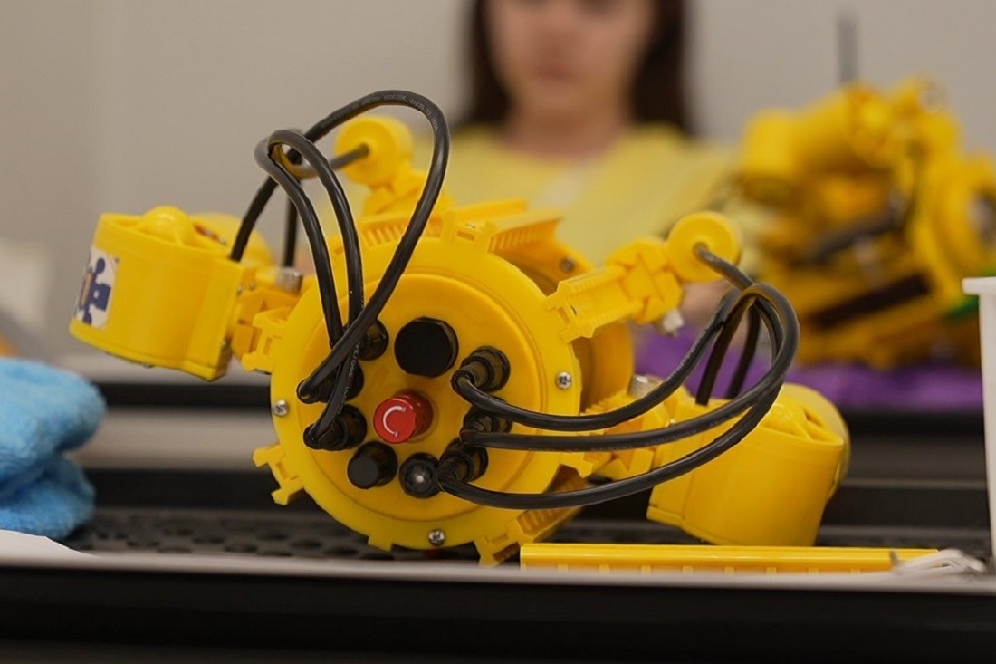 Подводные испытания для роботов устроили на чемпионате «Профессионалы»