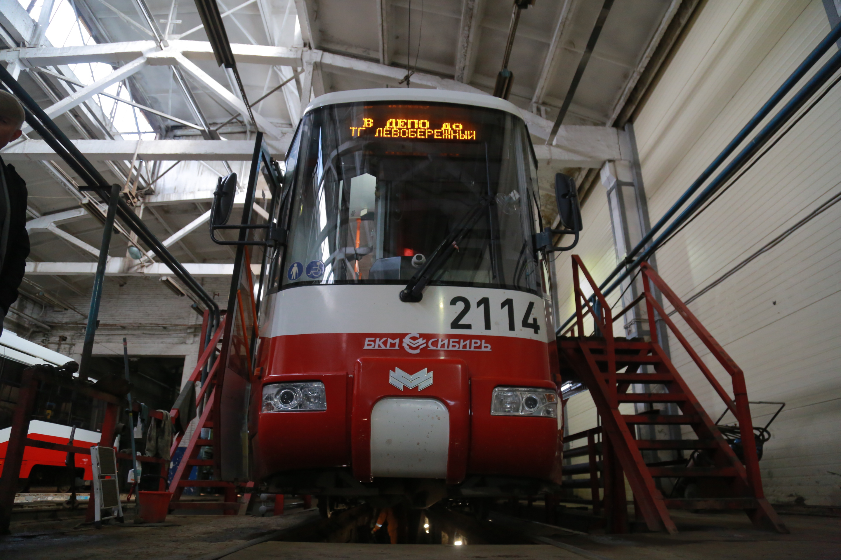 Маршруты левобережных трамваев изменят на выходные в Новосибирске