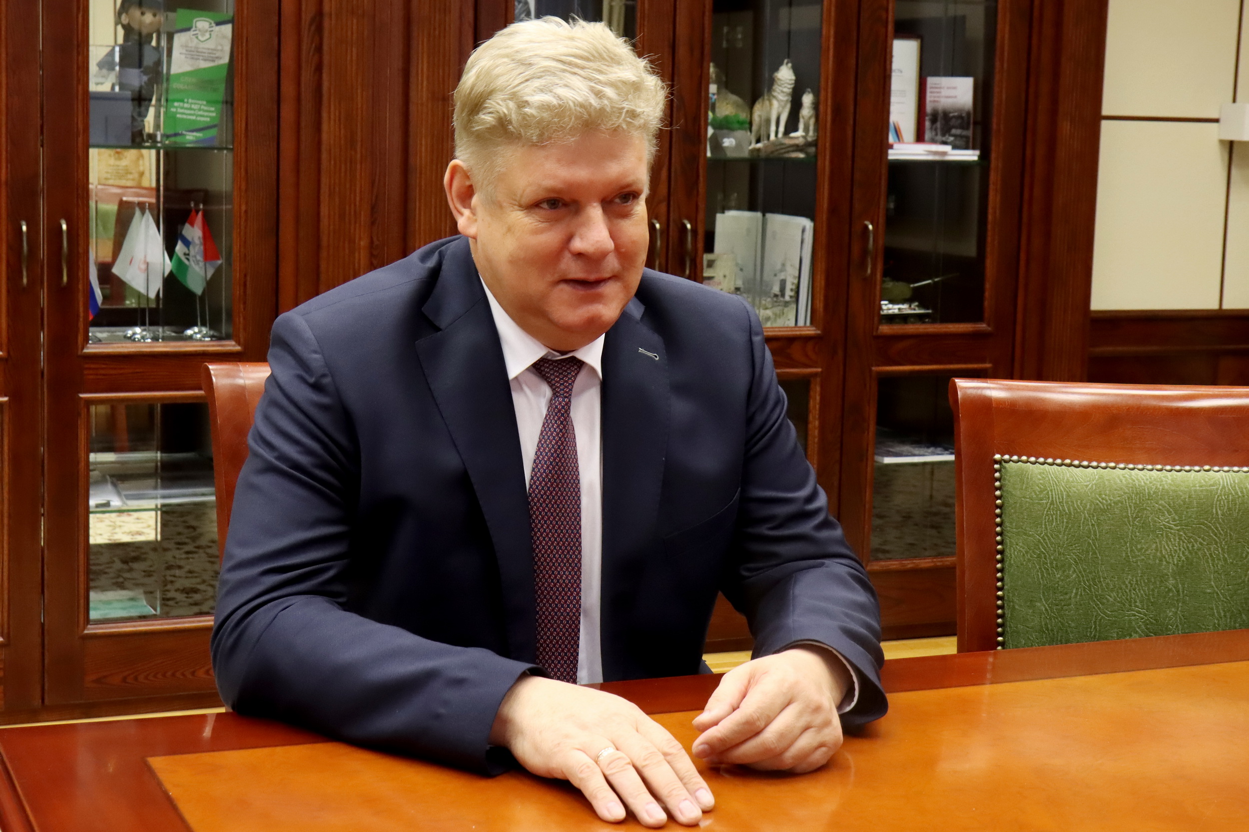 Служить Родине, как на передовой, попросил полпред Серышев своего стажёра