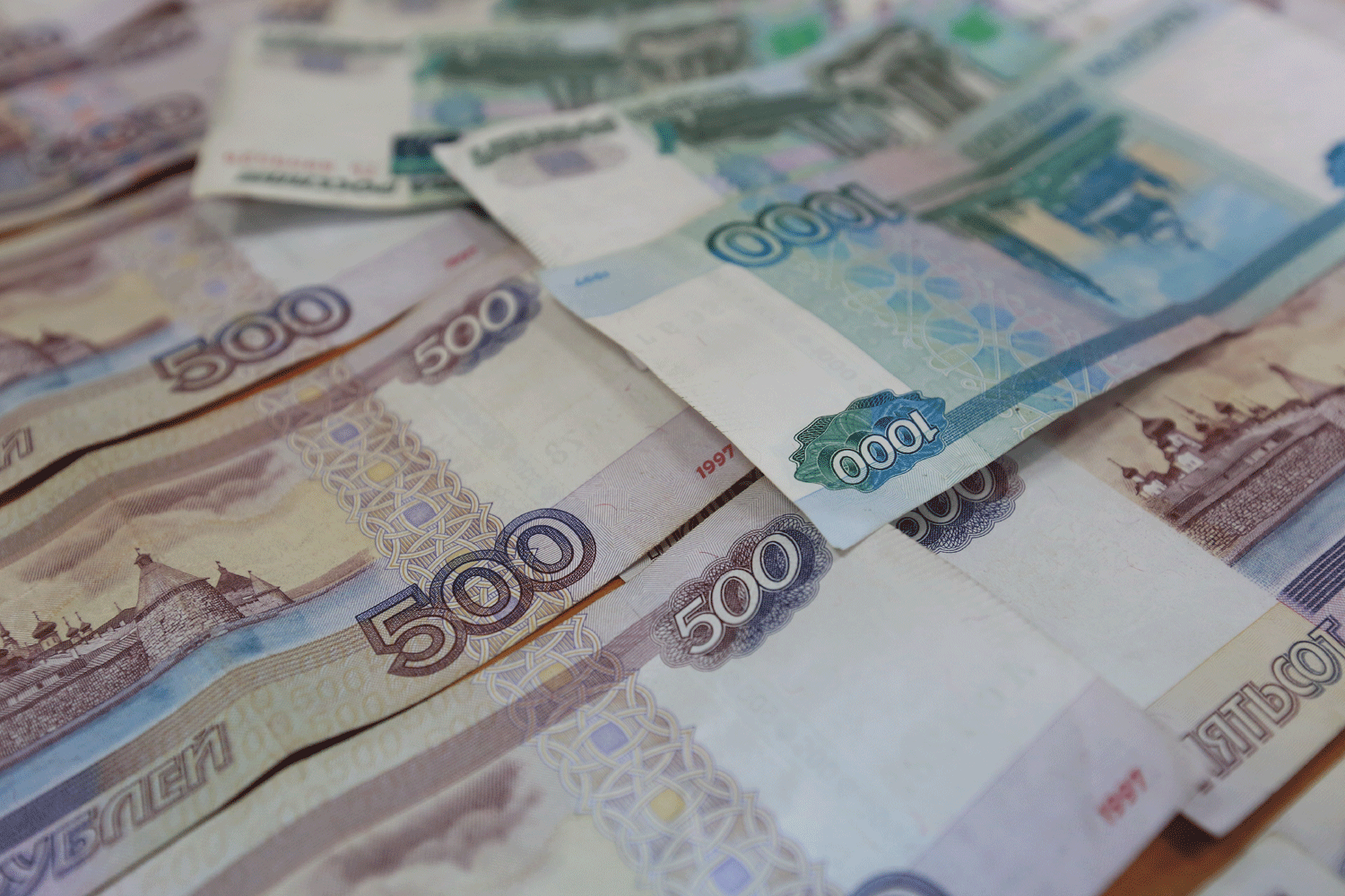 Новосибирское предприятие наказали за задержку отпускных бойцам СВО