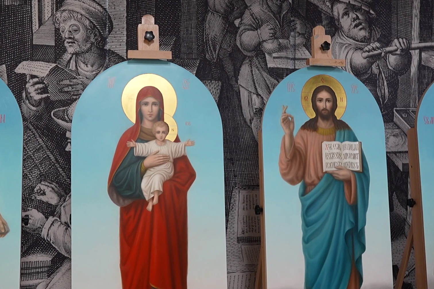 След в истории: современные авторские иконы выставили в Новосибирске