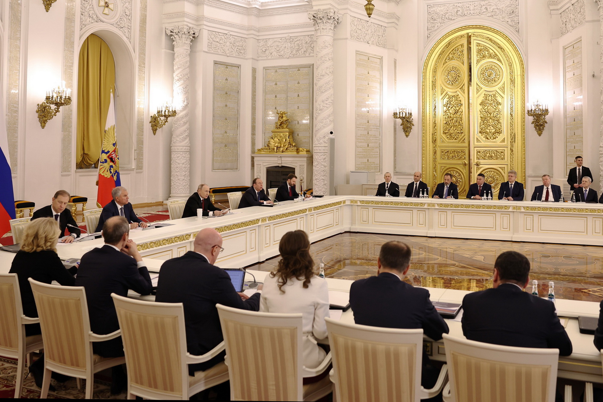 Сибирский полпред принял участие в заседании госсовета с Путиным