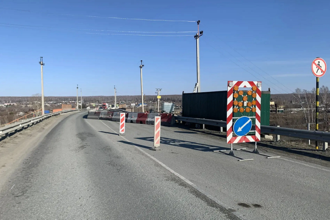 На путепроводе под Новосибирском ограничили проезд из-за ремонта