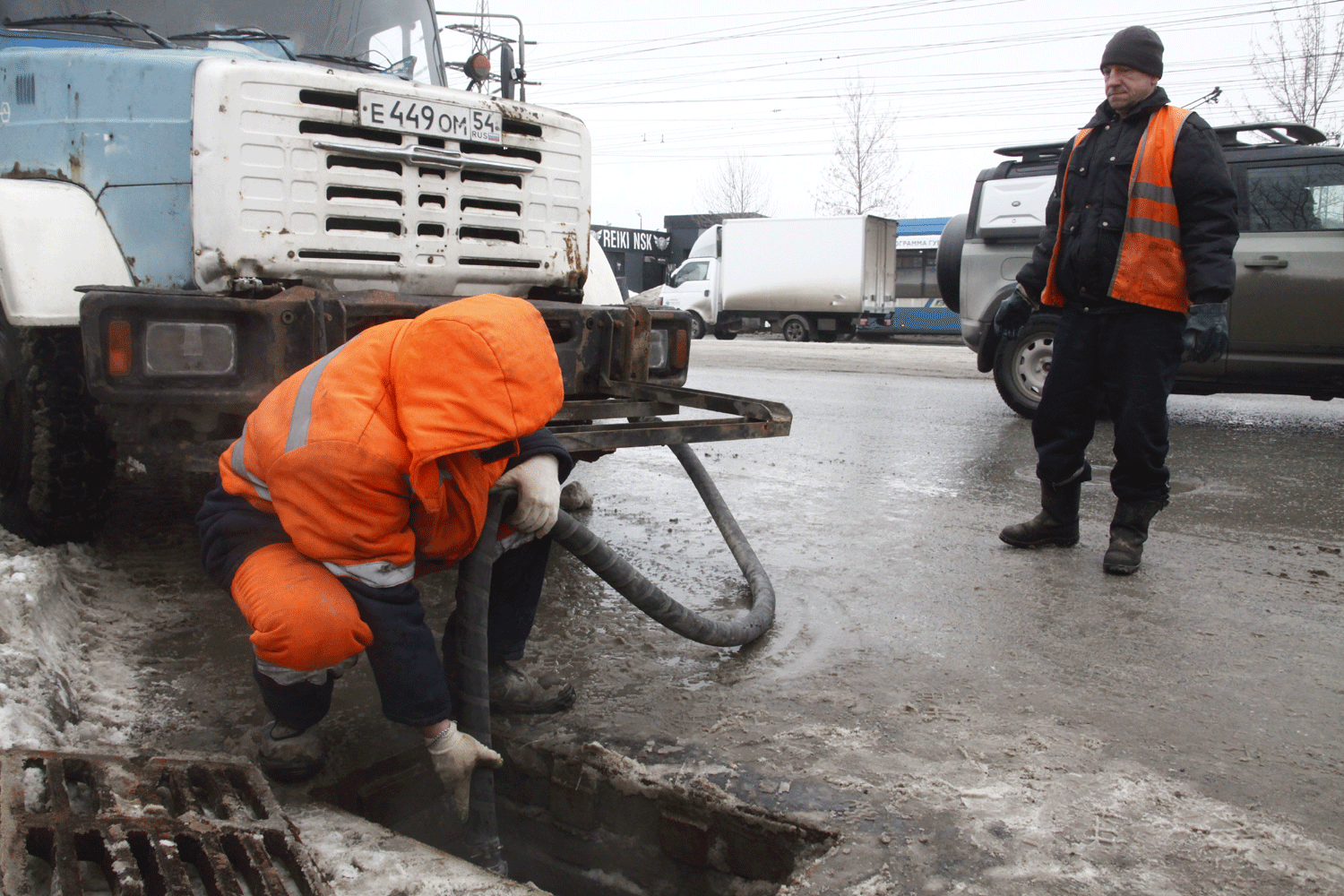 В Новосибирске расконсервировали все 4959 дождеприёмников