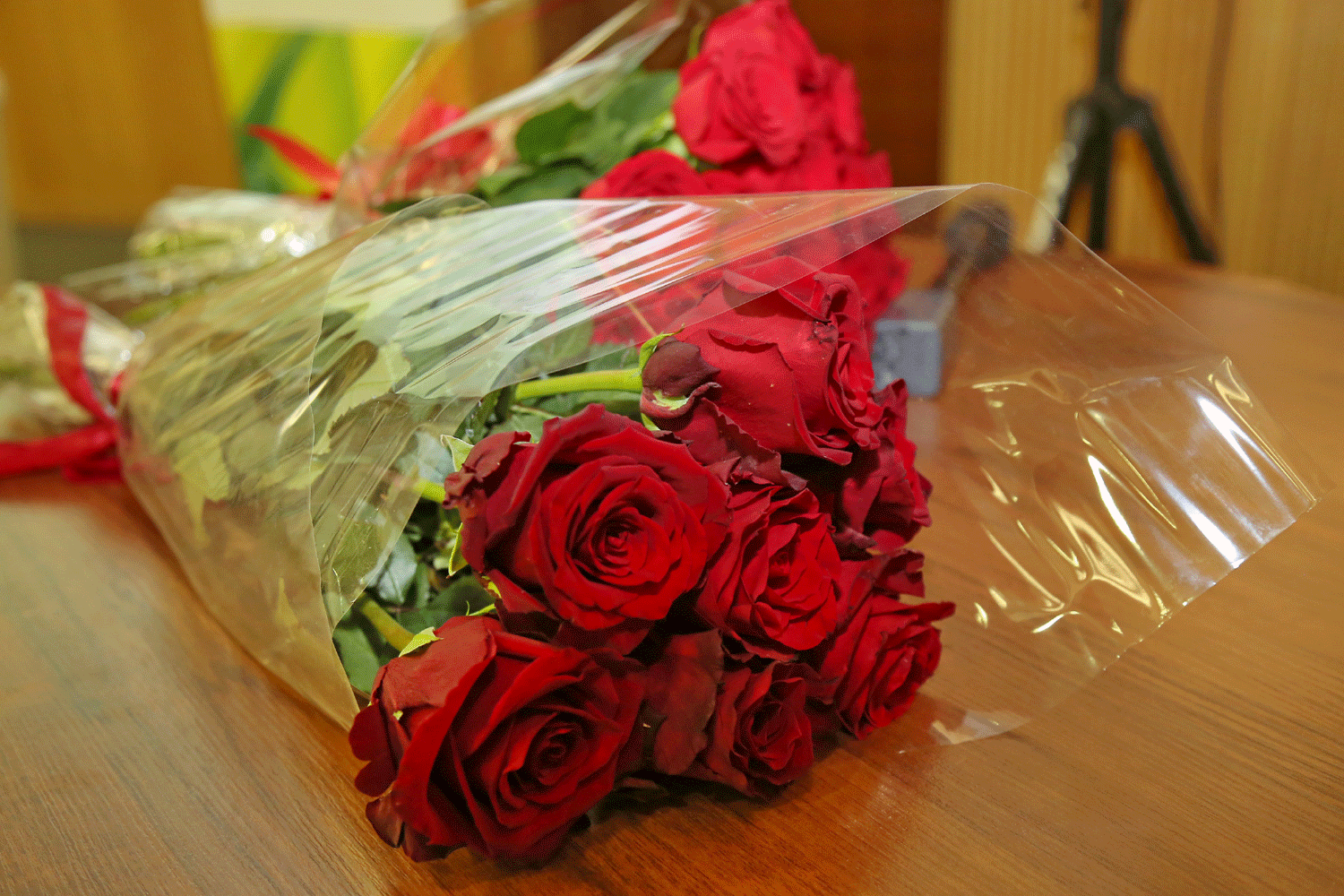 Больше 4000 новосибирских роз и хризантем отправили в Казахстан