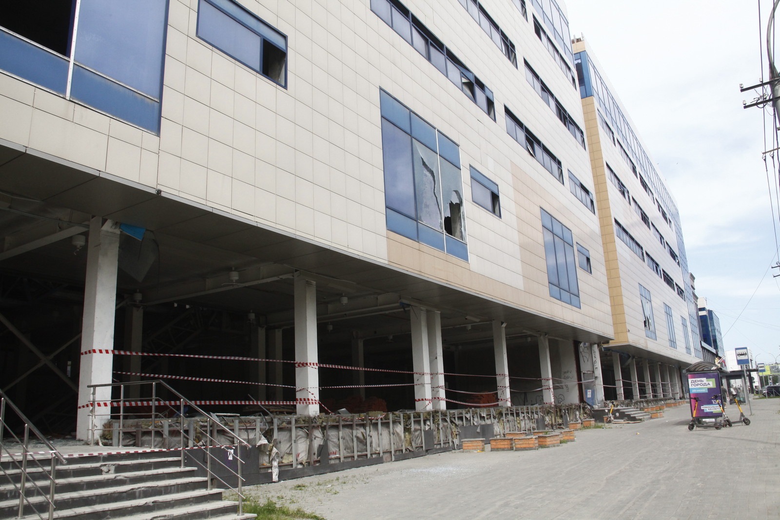 На 700 миллионов снизили цену ТЦ-долгостроя «Подсолнух» в Новосибирске