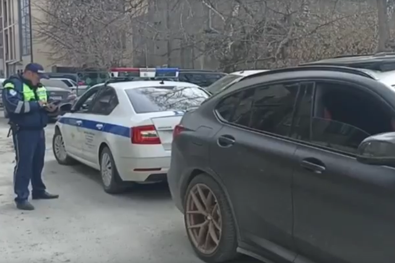 Водитель BMW пошёл под суд за ночной дрифт в центре Новосибирска