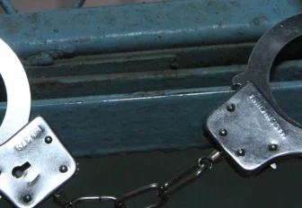 Вора-карманника разыскивают в Новосибирске