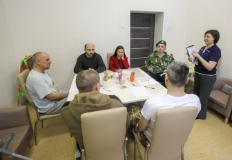 Как в Новосибирске психологи оказывают помощь участникам СВО и их семьям