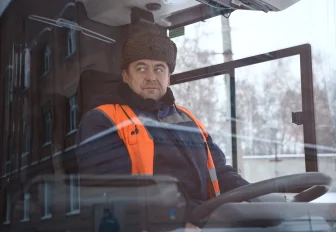 50 тысяч единовременно выплачивают в Новосибирске новым водителям троллейбусов