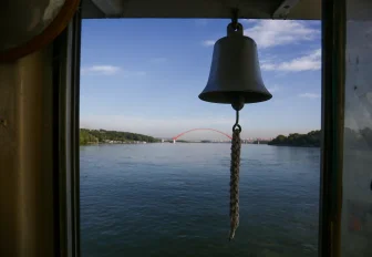 Модернизацию круизного теплохода «Новосибирск» заморозили