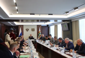 Полпред: выпускники СГУВТ уезжают из Сибири за большими зарплатами