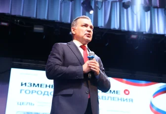 Мэр Кудрявцев обсудил с жителями Дзержинки дороги и парк «Каменка»