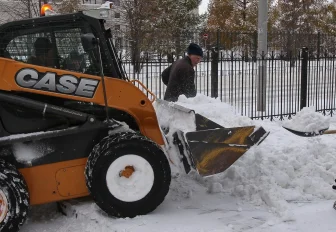 Где будут убирать снег с 4 по 6 марта в Новосибирске — список улиц