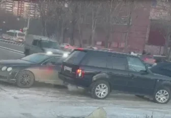 Банду мошенников отдали под суд за 25 автоподстав в Новосибирске