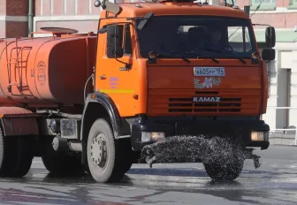 Код города: продолжительность жизни, гладкий лёд и полив асфальта