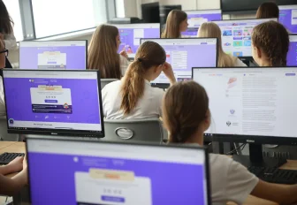 Школьники страхуют короля от лягушачьего потопа на онлайн-олимпиаде