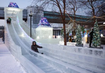 Новогодняя афиша: ледовый городок, снежные скульптуры и лыжная гонка