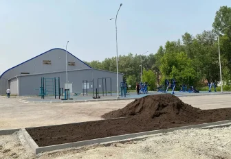 Крытую хоккейную коробку на большой аллее Затулинки откроют в сентябре