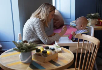 Заявления на семейную выплату начнут принимать с 1 июня в Новосибирске