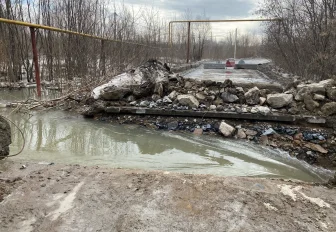 Дорогу у ЖК «Европейский берег» разрыли для пропуска воды в Плющиху
