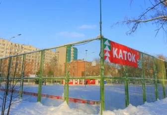 Погружение: как заливают катки и зачем их гладят ковром