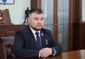 Травников обсудил с Героем России народную программу поддержки бойцов