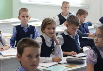 Новосибирская неделя: места в школах, новые скверы и неприятное соседство