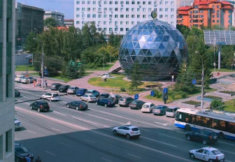 Павильон «Шарик» в центре Новосибирска признали нестационарным объектом