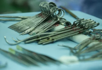 Новосибирские хирурги собрали разорванную миной стопу