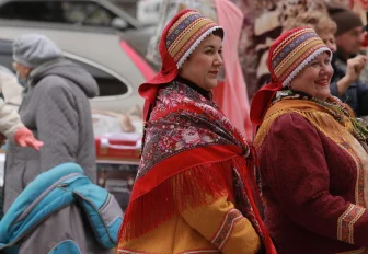 Десятилетие дружбы районов отметят ярмаркой и концертом у ДК Горького