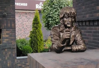 Новосибирская неделя: старт отопления, ремонт скверов и памятник Цою