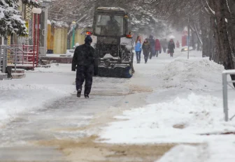 Где будут убирать снег с 11 по 13 марта в Новосибирске — список улиц