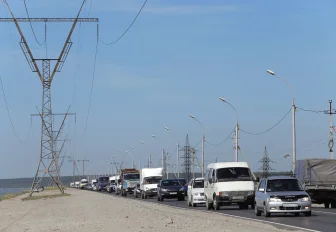 Шестерых должников поймали приставы на дамбе ГЭС в Новосибирске