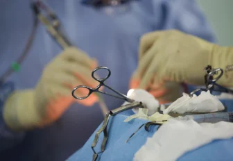 Барабанную перепонку заштопали в областной больнице ветерану СВО