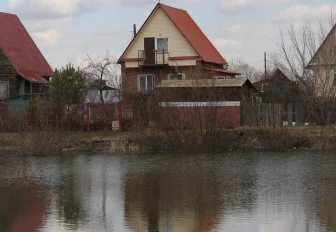 5 дачных обществ Новосибирска может подтопить при таянии снега на Алтае