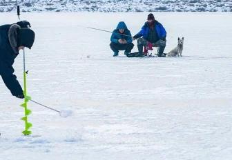 Большая и маленькая: топ-5 мест для зимней рыбалки в Новосибирске
